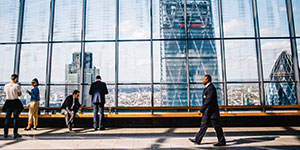 坚持“抓落实、求实事、认真任”的九字目的，，，，，，起劲践行“安老、扶幼、助学、济困”宗旨，，，，，，勇担企业社会责任。。。。